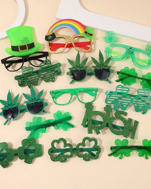 St. Patrick’s Day Shamrock Glasses